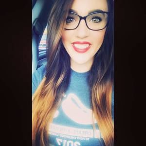 Meet your Posher, Rebecca